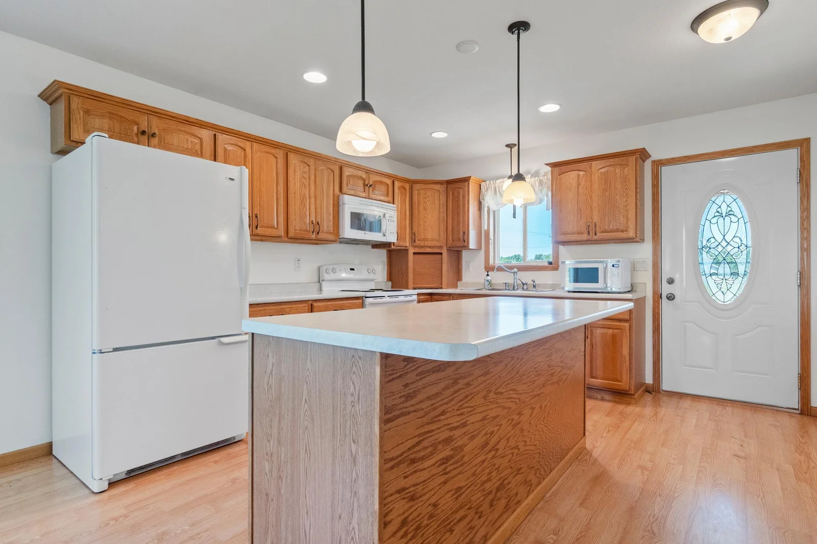114 8th St S-Functional Kitchen