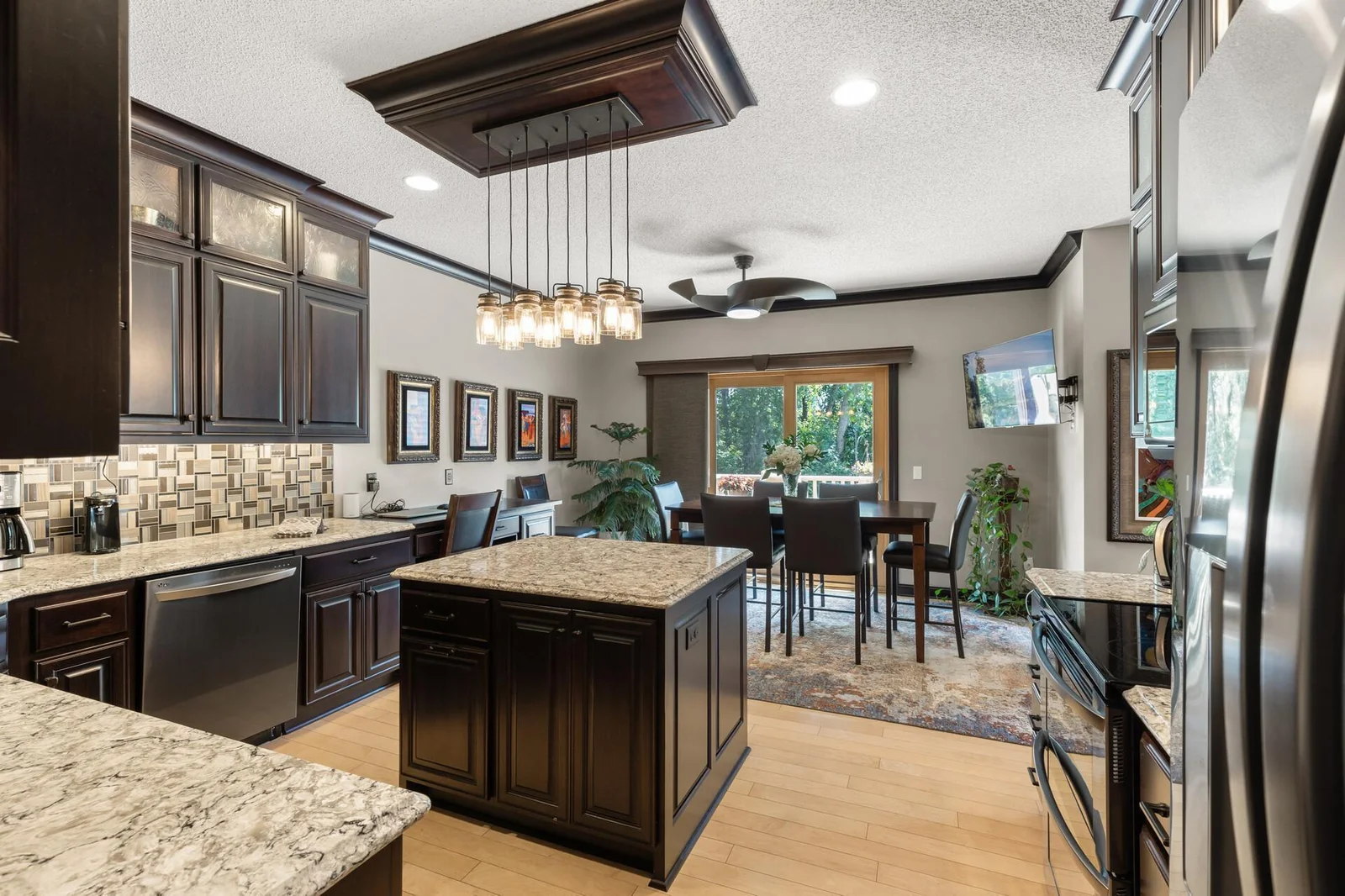 1503 Summit Shores