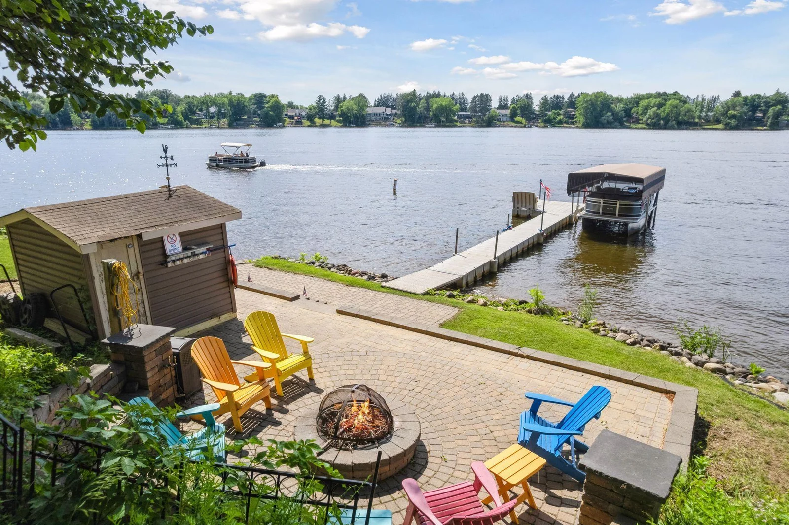 18425 Lake Lane, Pine City