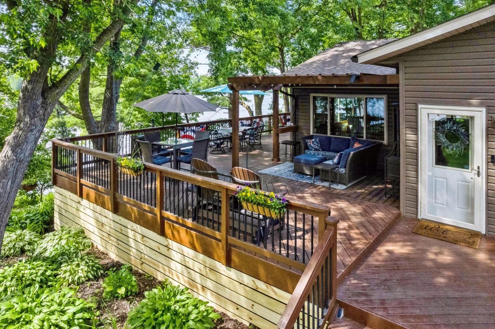 Wrap around deck