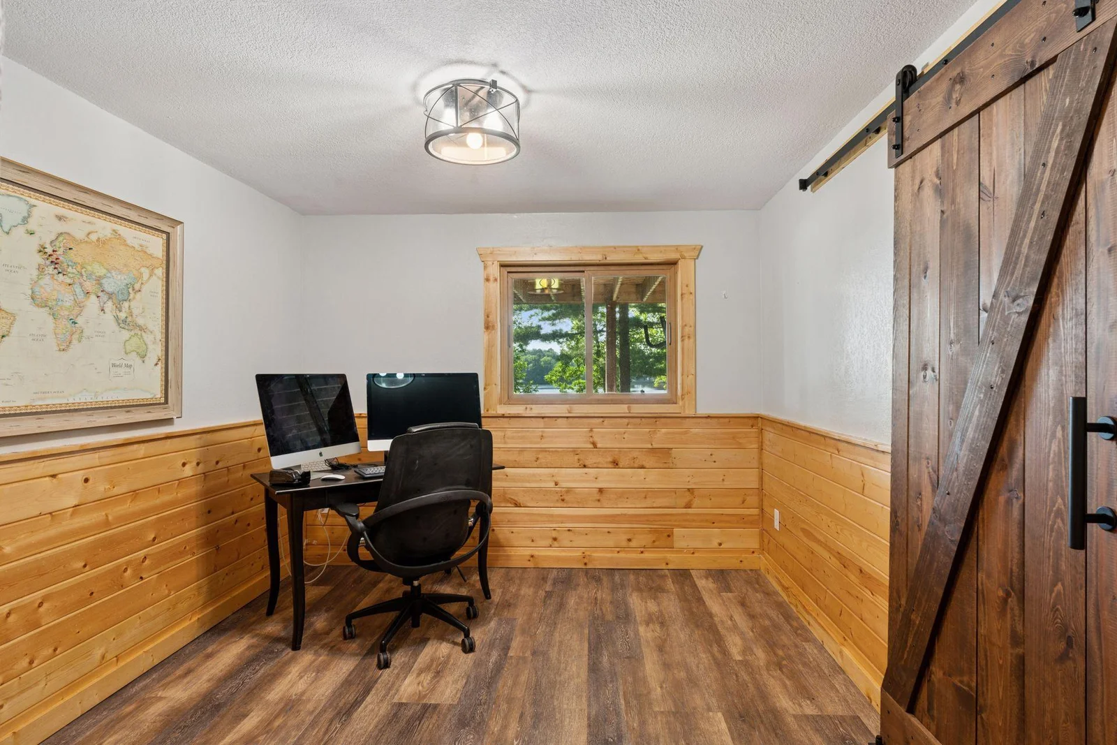 Lower level office/bedroom 5