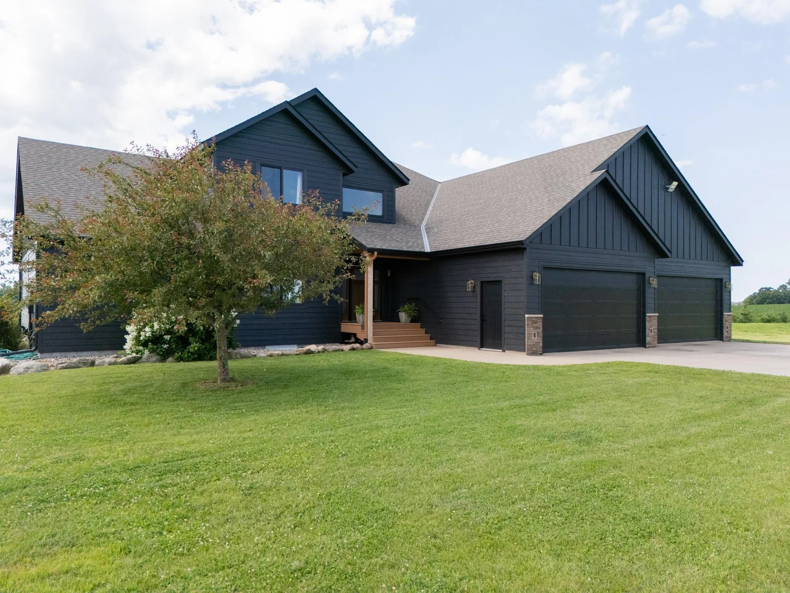 10253 County Road 3, Cokato