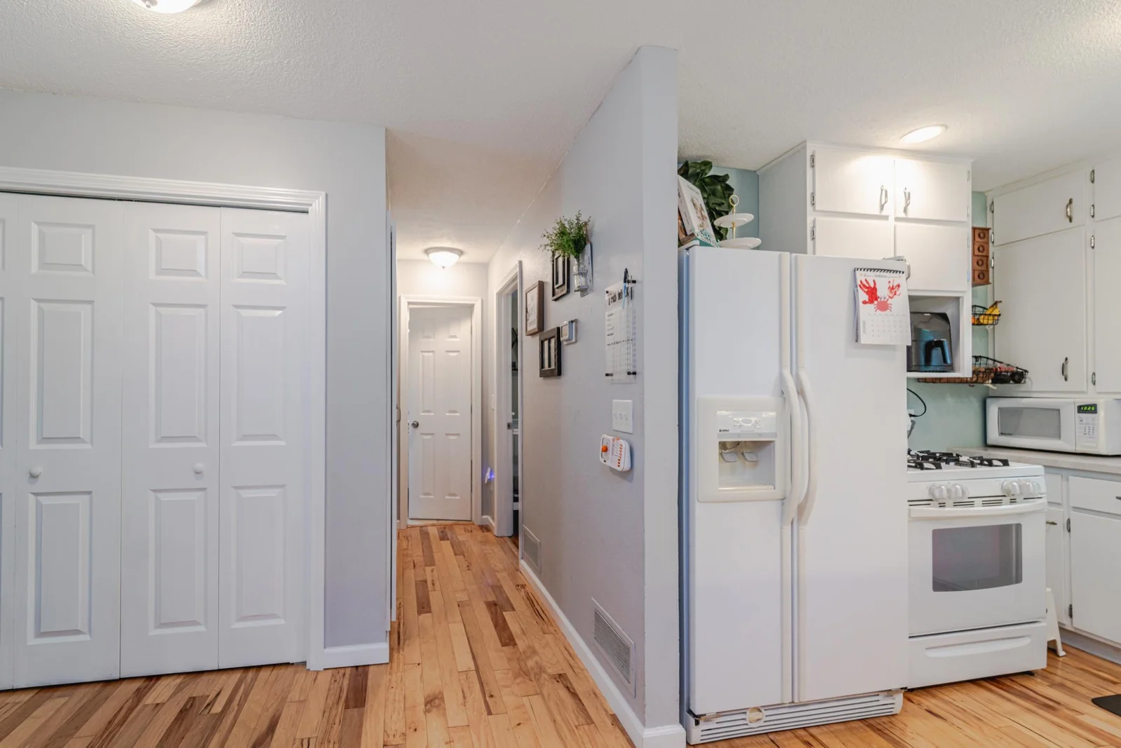 36-Hallway.jpg