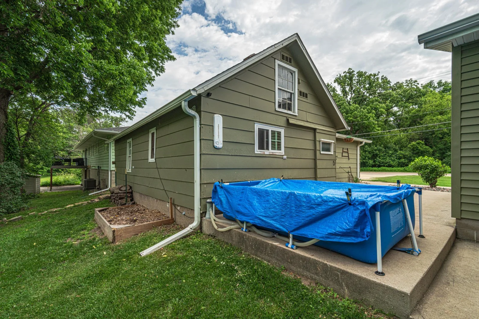 20-Garage.jpg