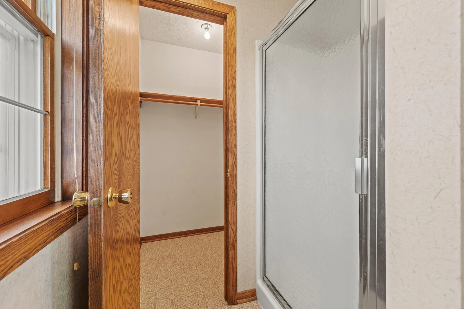 A Walk-in Bathroom Closet??  Yep!