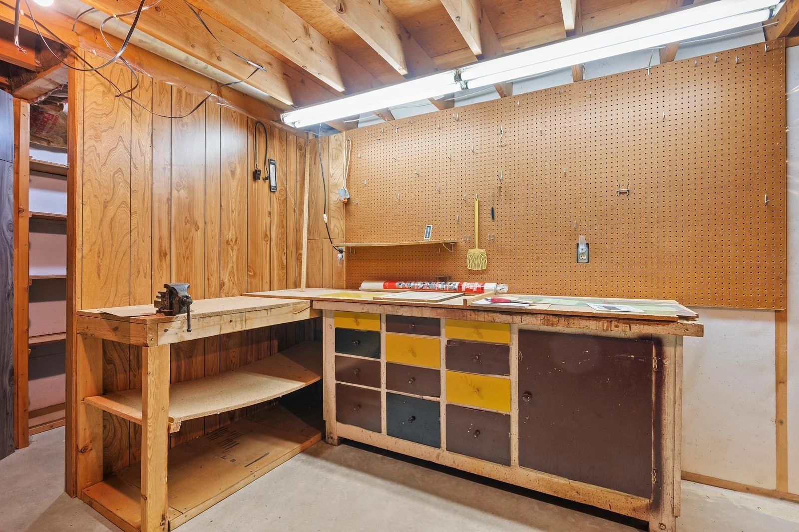If you are looking for a workshop  area - you are all set!