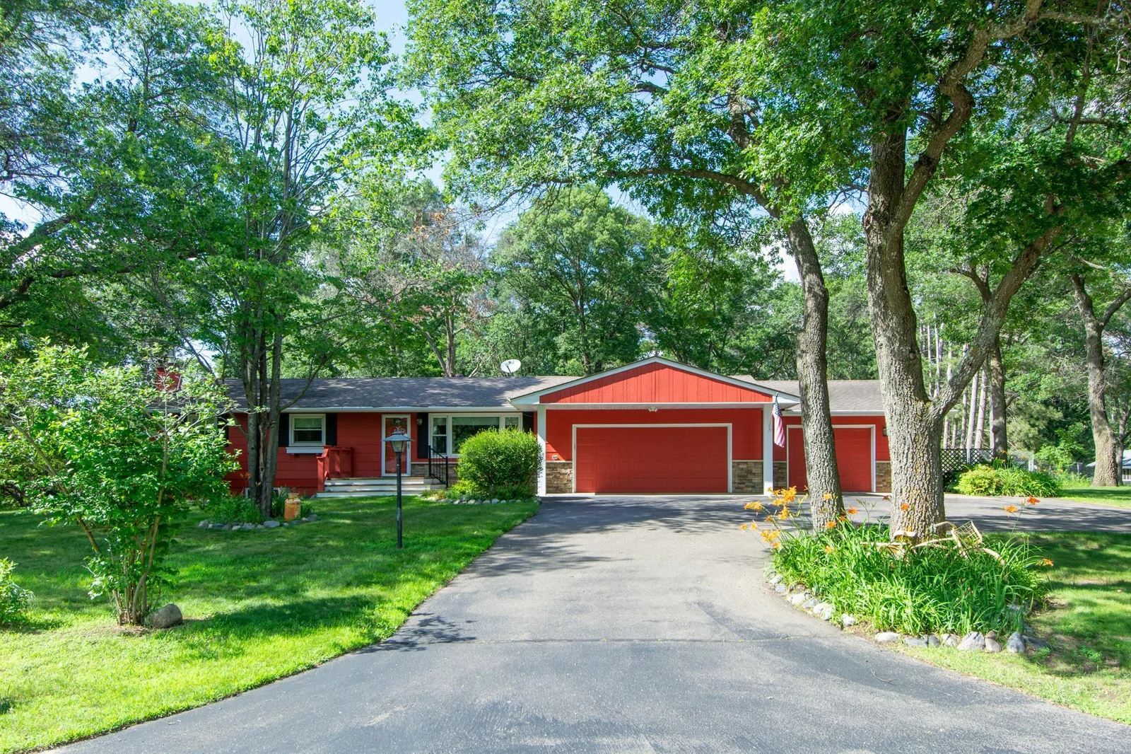4940 Oak Street, Baxter