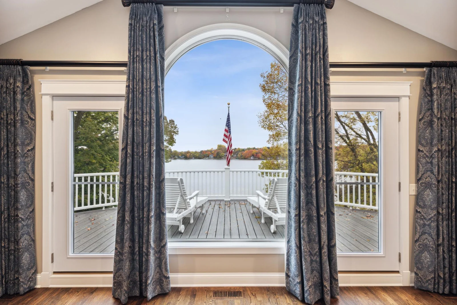 Wake up to breathtaking Lake Sylvia views every morning. Thoughtful architectural design captures the lake’s beauty from nearly every room in the home.