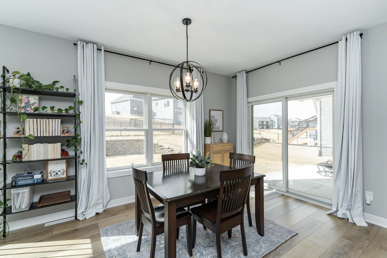 Dining Room.jpg
