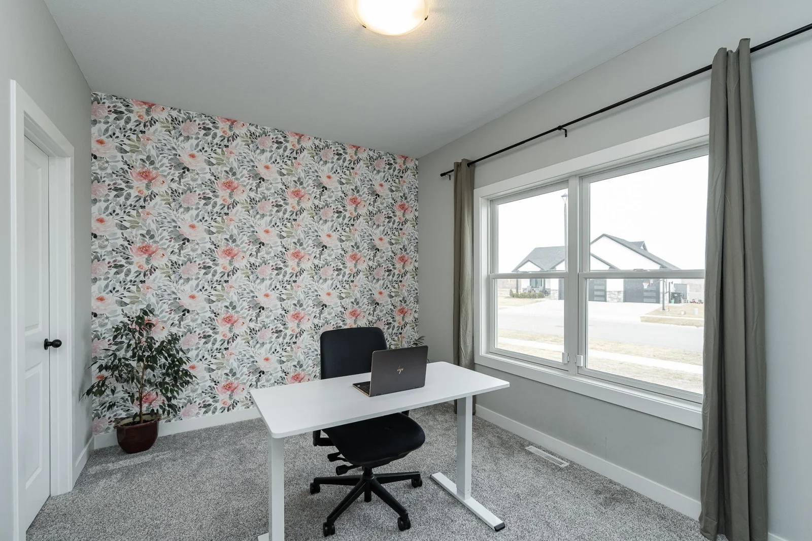 Bedroom 1/Office.jpg