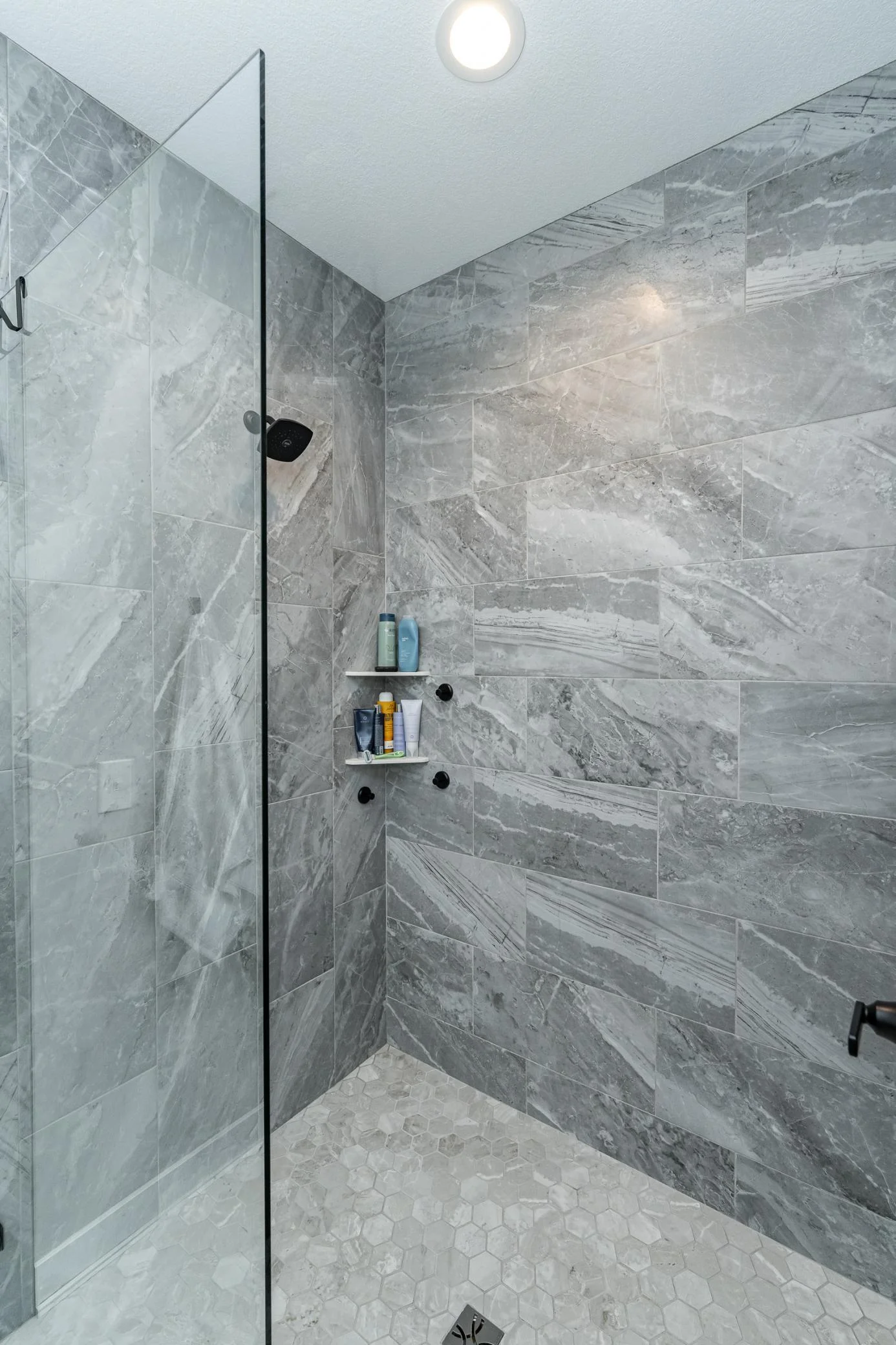 Primary Shower.jpg