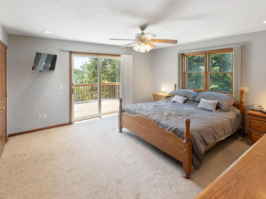 14780 Shields Lake Trail Faribault MN 55021 USA-038-058-037-MLS_Size.jpg