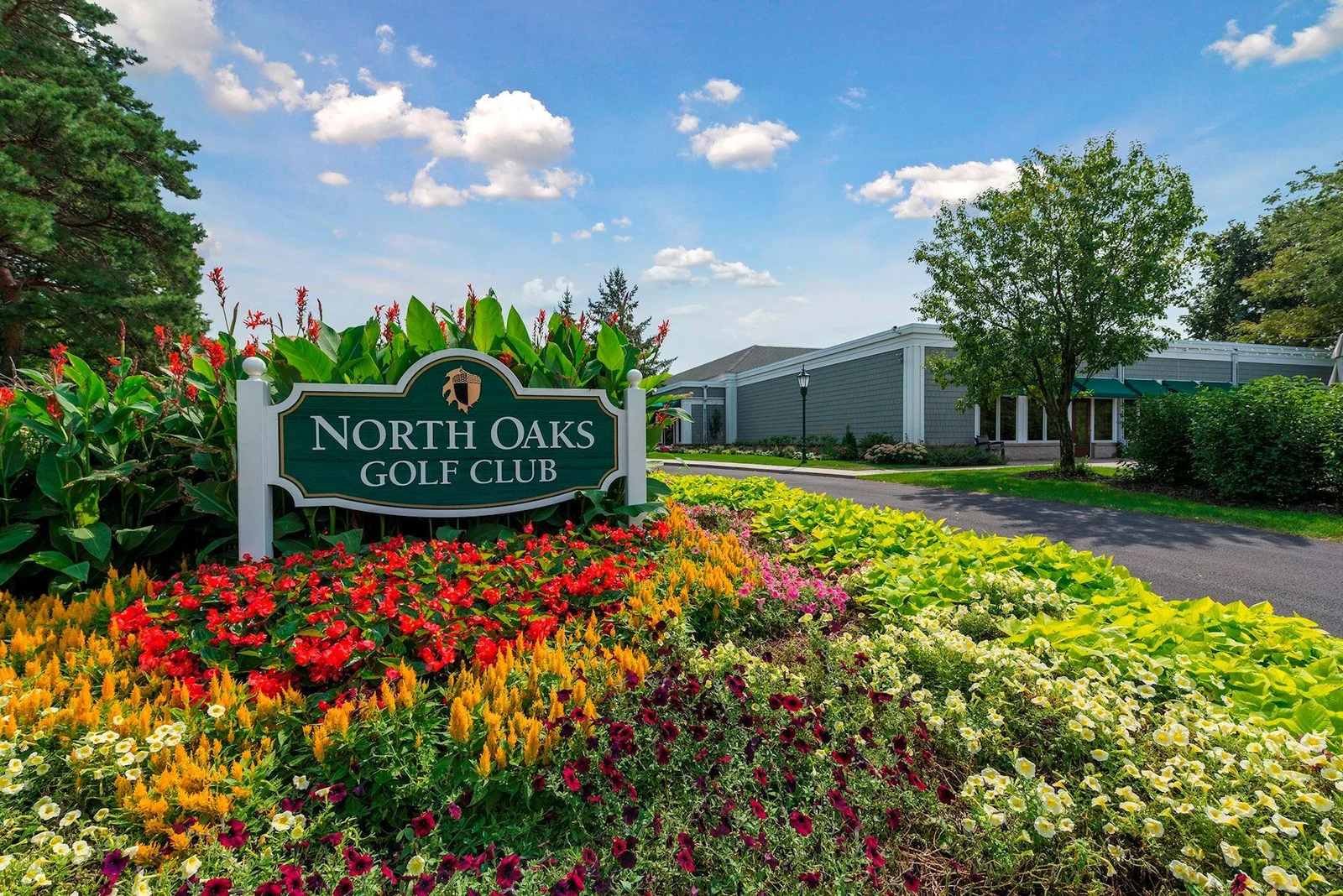 North Oaks Golf Club with state-of-the-art amenities, including: private wine room, sports club-like bar, and wonderful outdoor patio & firepit/lounge area - all overlooking the stellar golf course! (the golf club does require a separate membership)