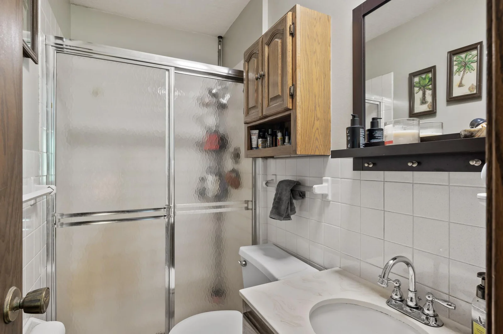 Primary en-suite