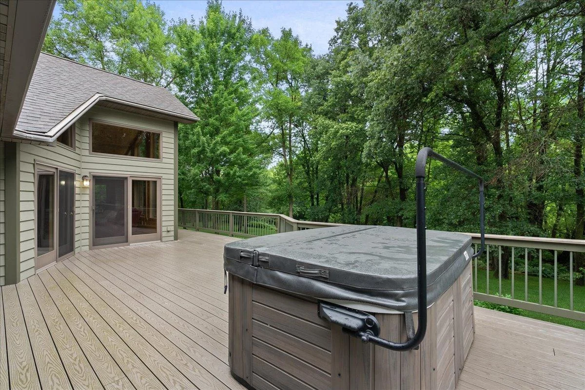 Tons of space on the back deck for additional seating and hot tub!