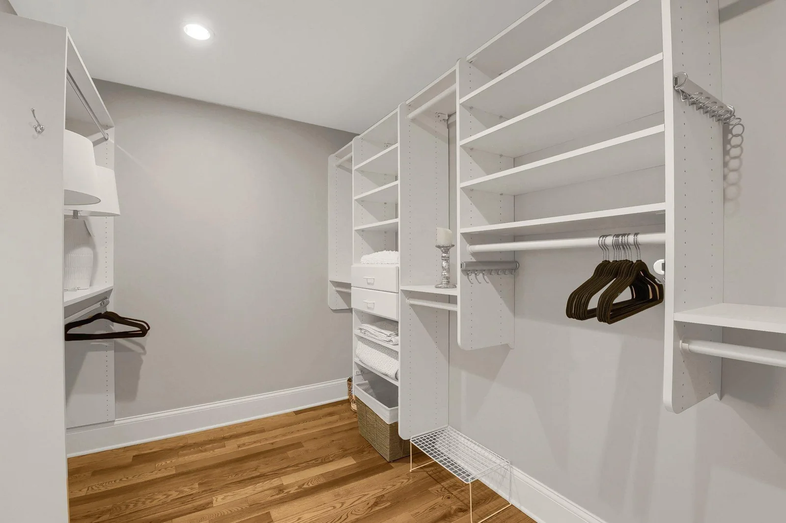 Walk-in Closet