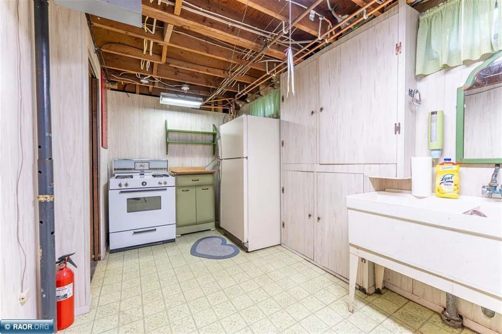 Lower Level Kitchenette