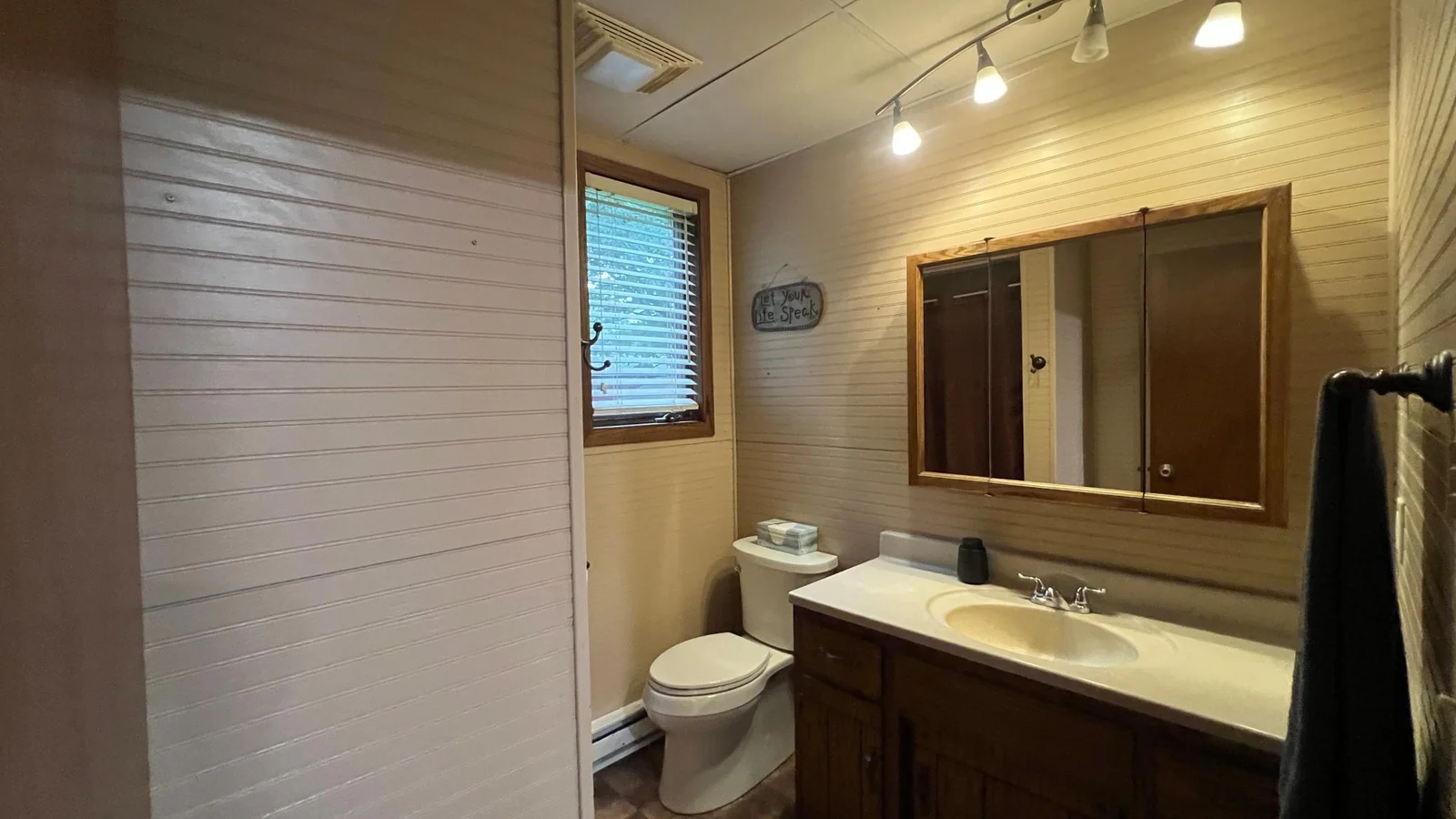LL Bathroom