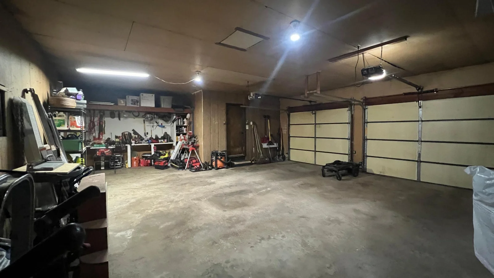 Over-sized 2 car garage