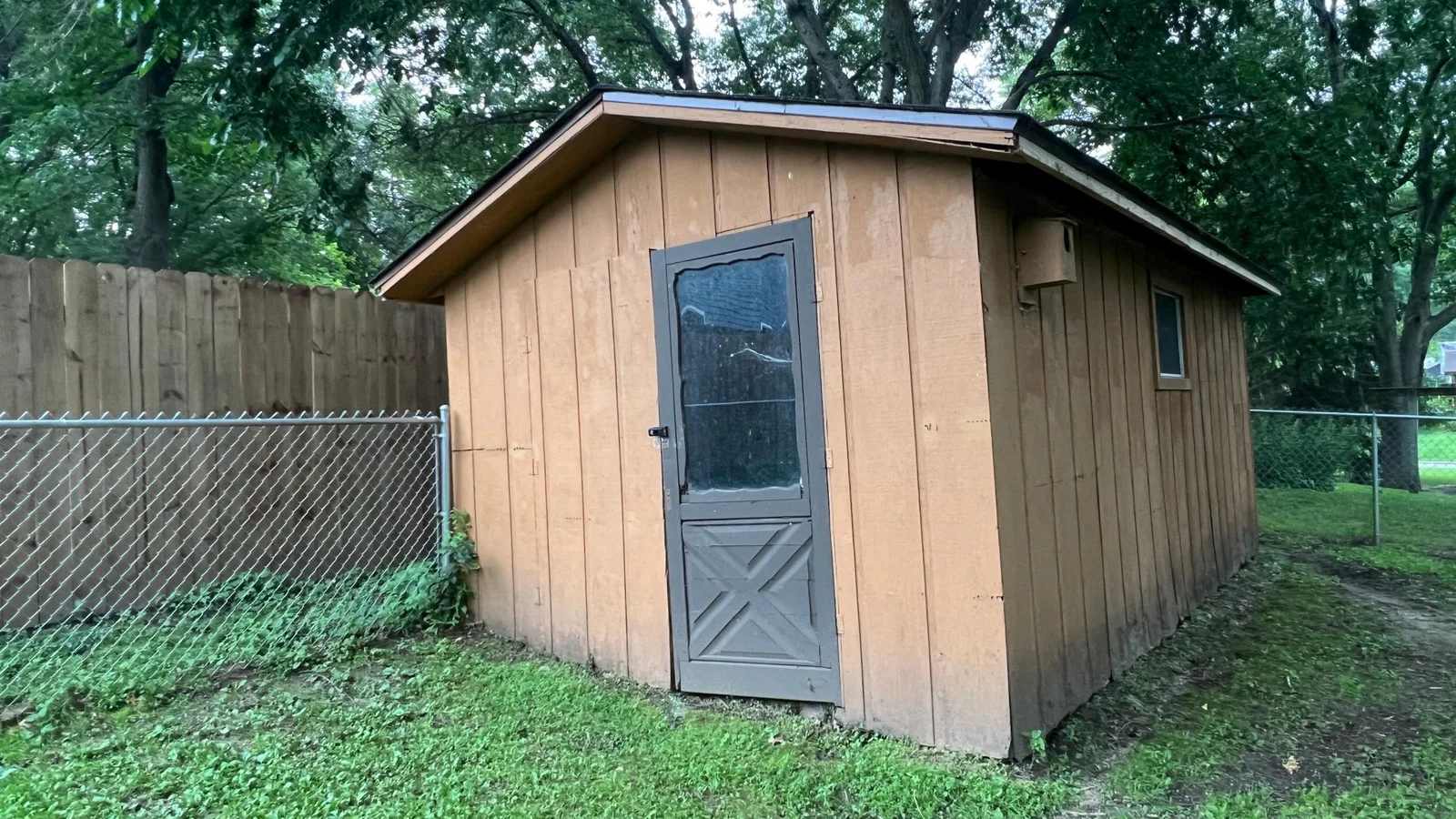 10.5 x 18 Yard Shed