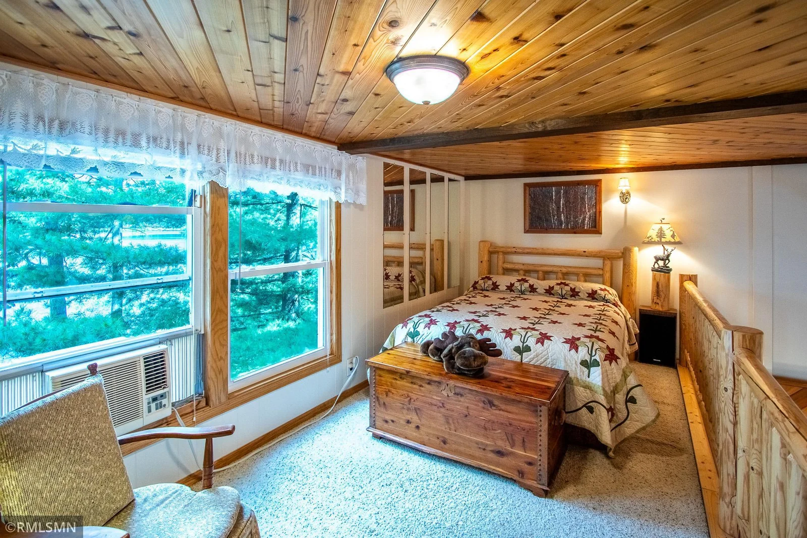 This sleeping area is in the loft.