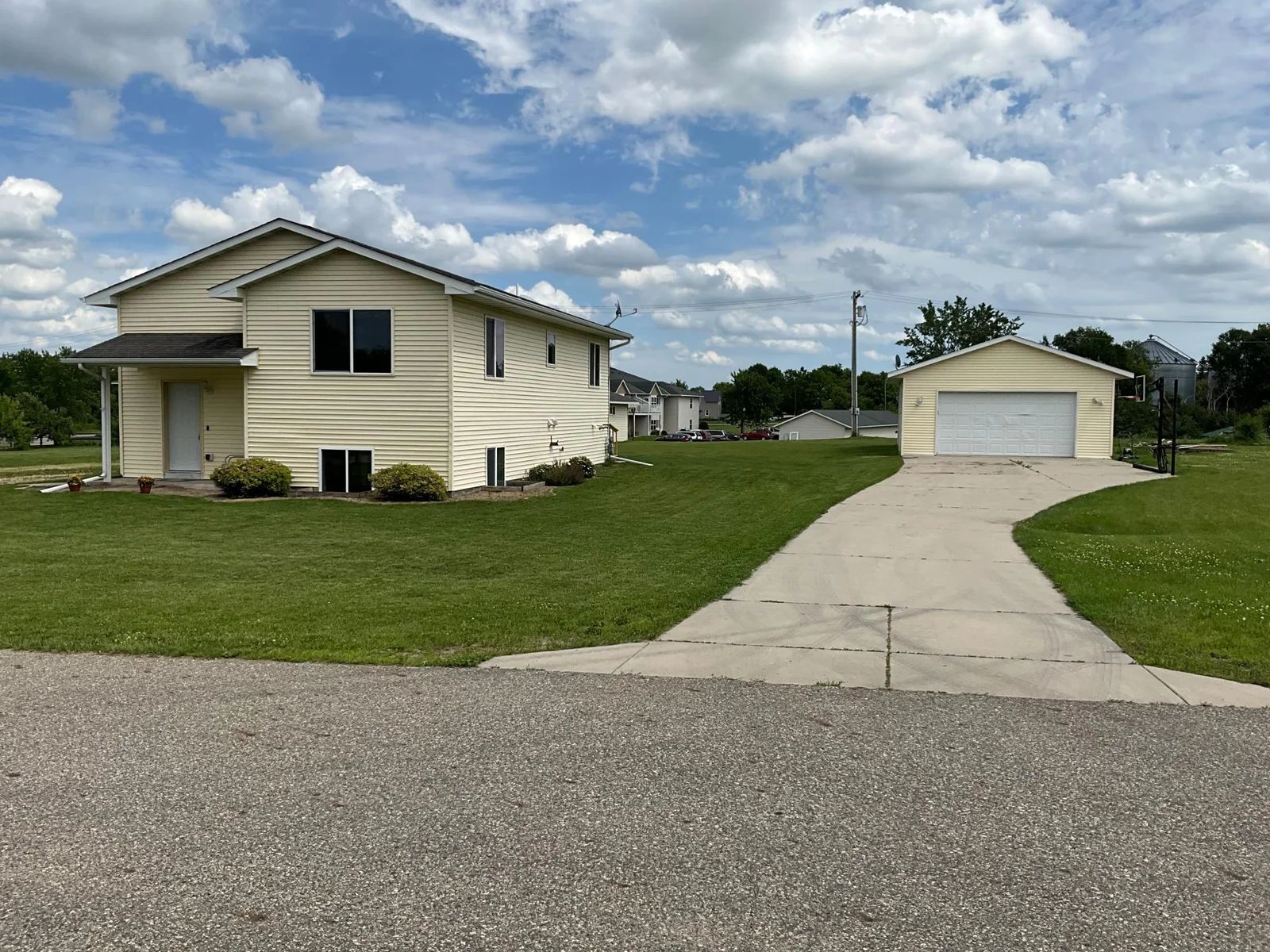 2 Detached Two Car Garages 24 X 30 and 20 X 30.jpg
