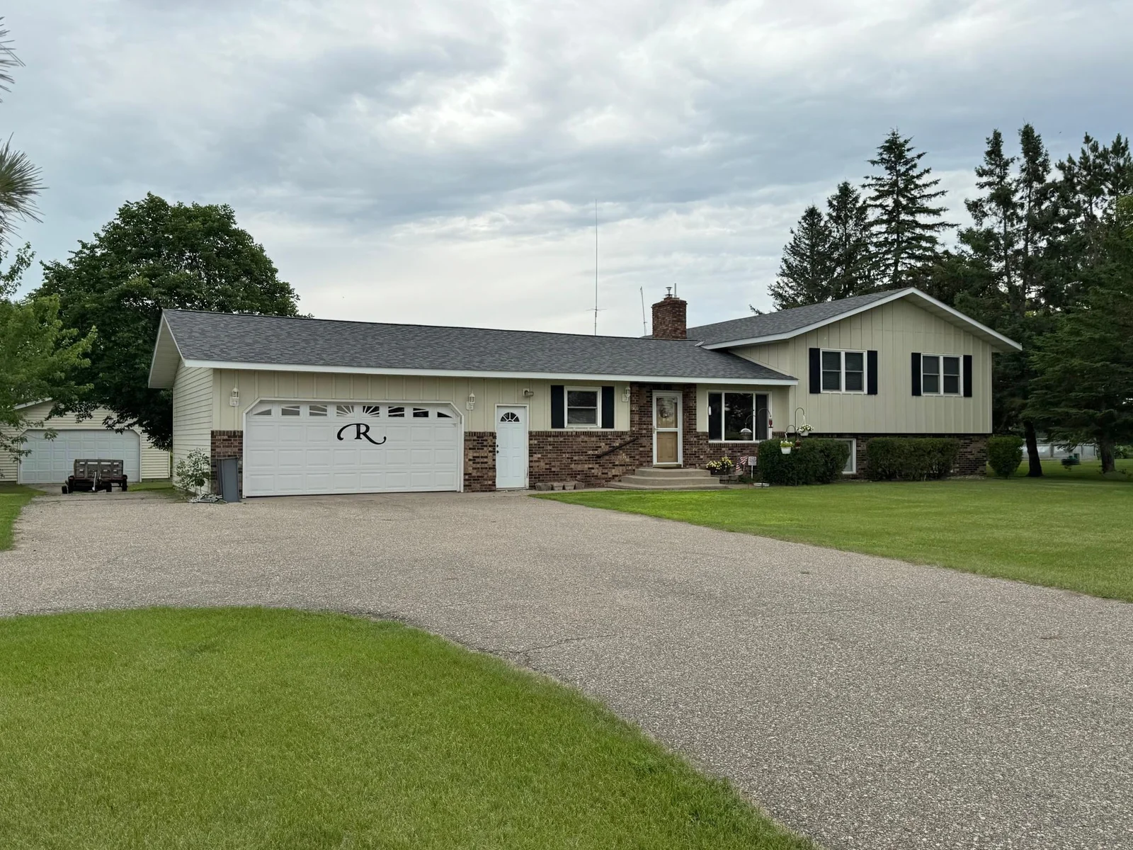 Photo 1 of 31044 Acorn Lake