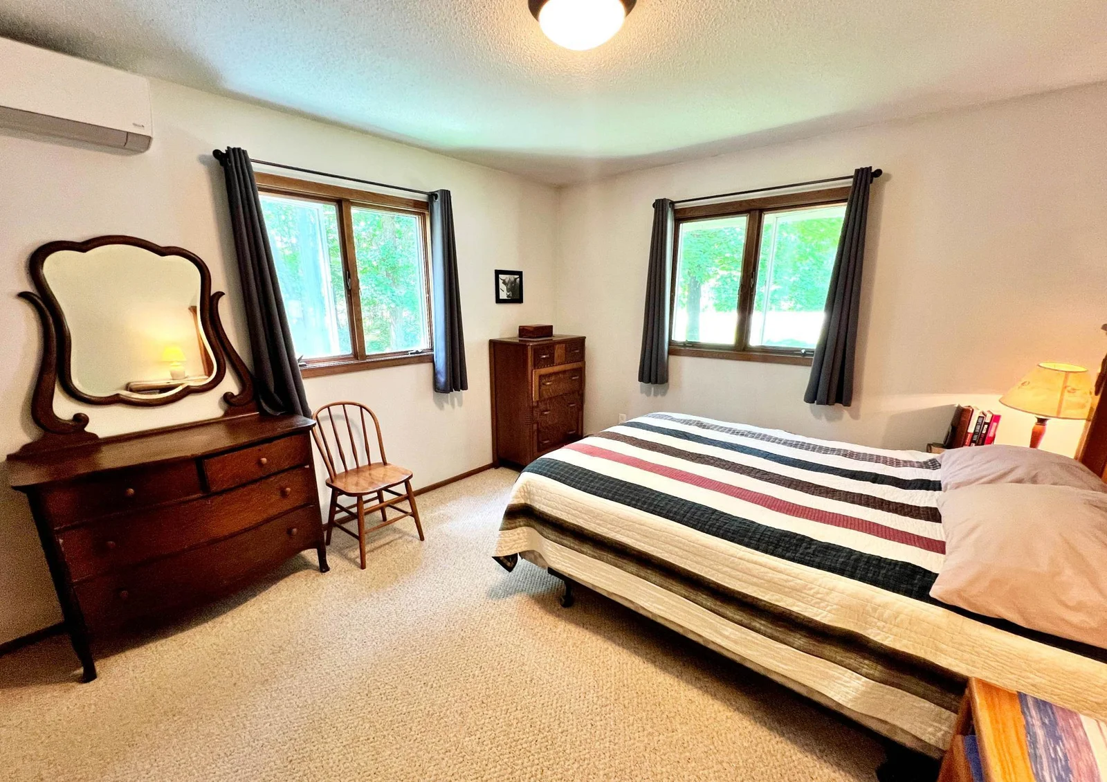 Bedroom 1.1.jpg