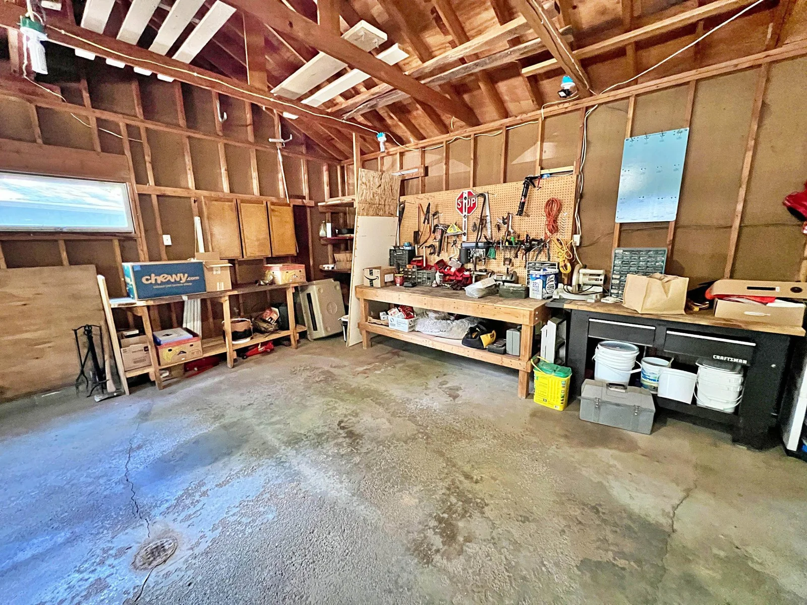 Garage workshop.jpg