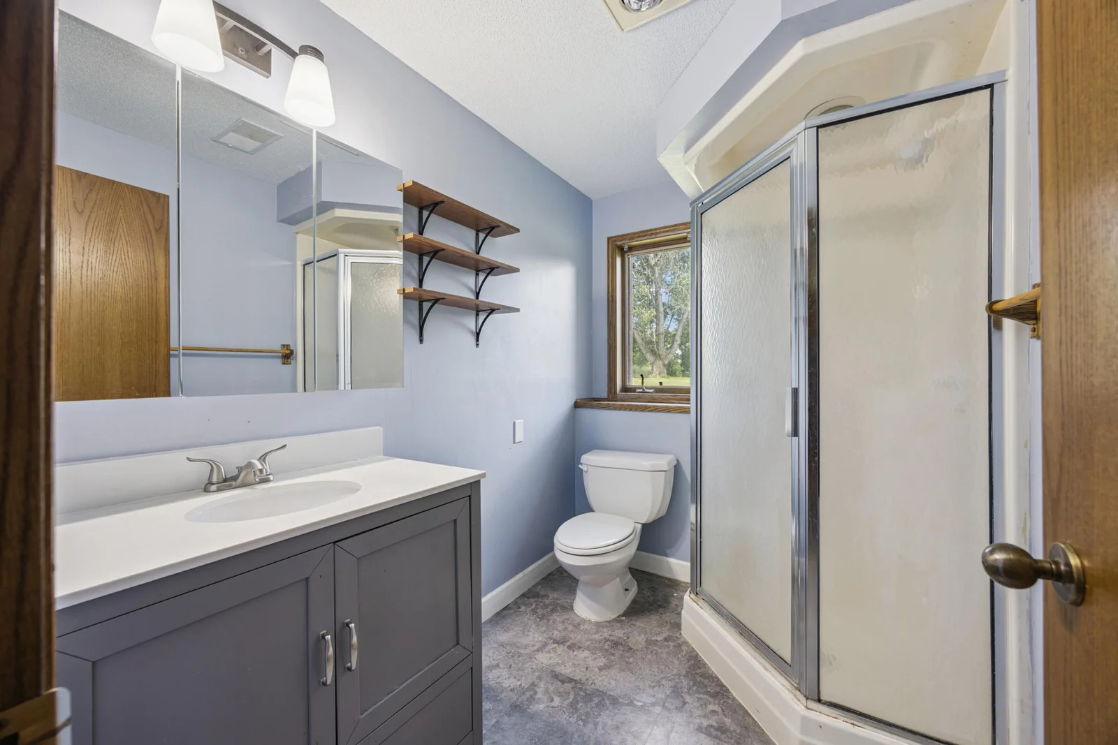 LL bathroom with shower