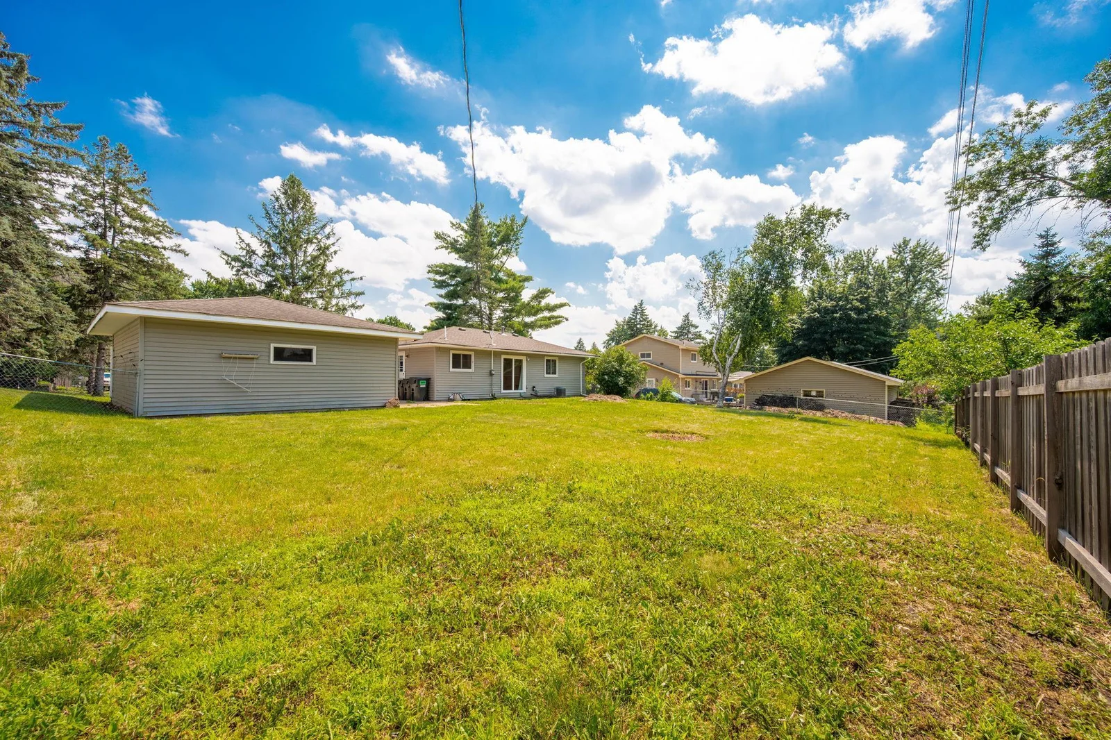 22-web-or-mls-4017-mica-trail.jpg