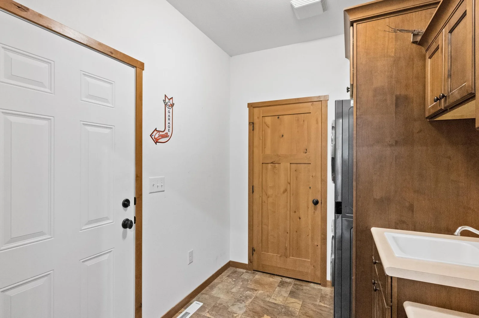 Laundry Room/Door to Garage