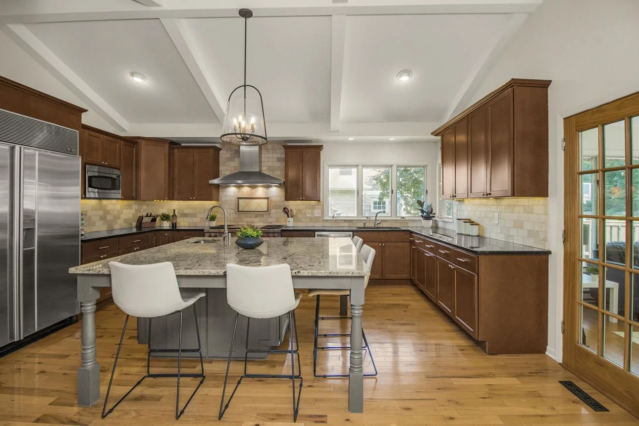 Kitchen 1.jpg
