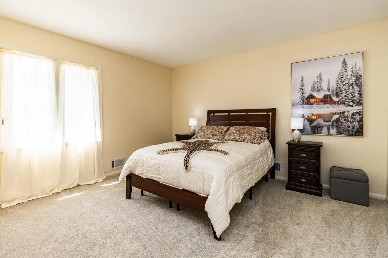 2nd bedroom