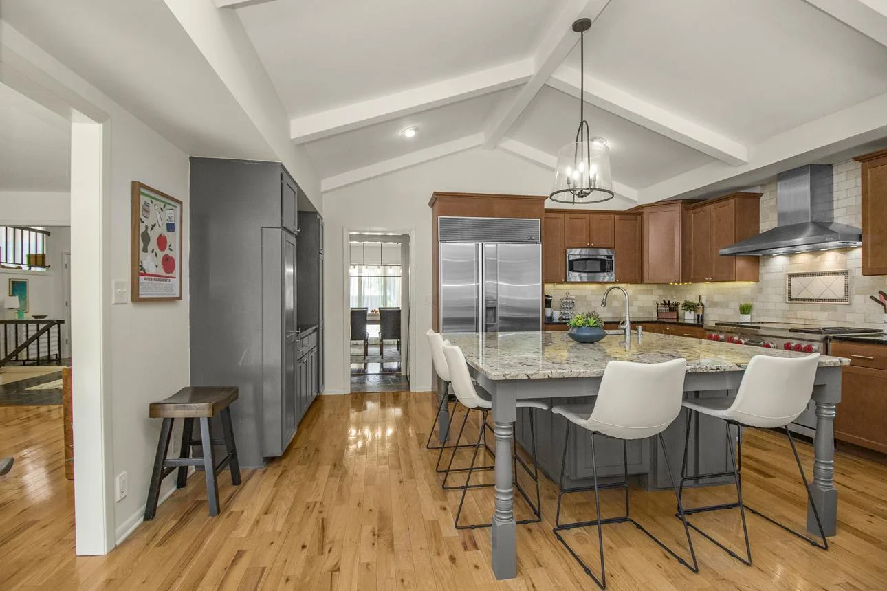 Kitchen 5.jpg