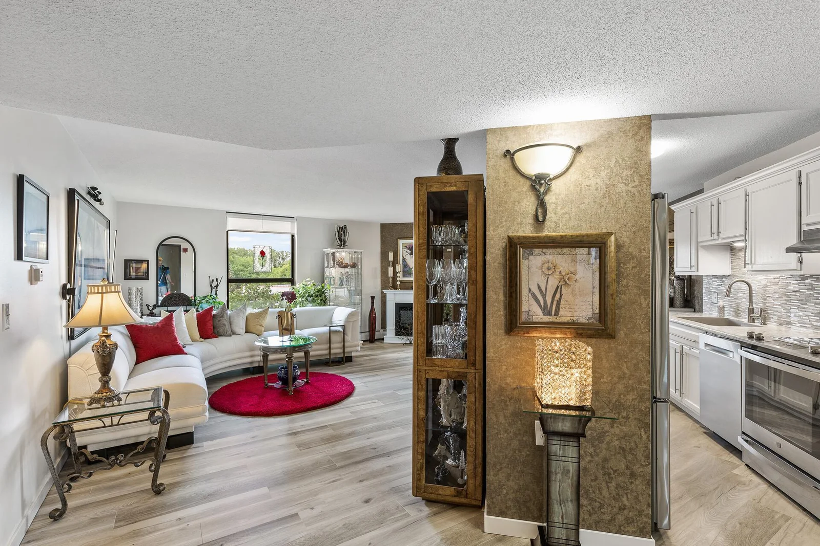 6615 Lake Shore Drive, Richfield