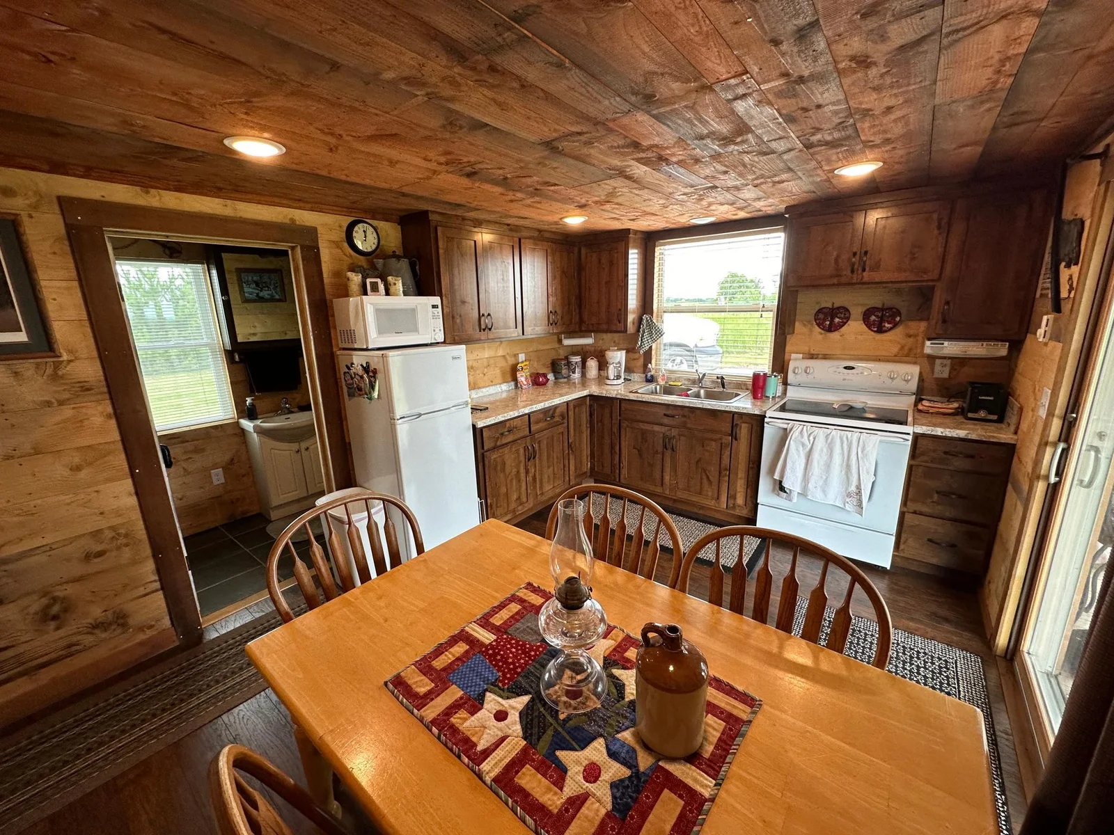Eat in Kitchen