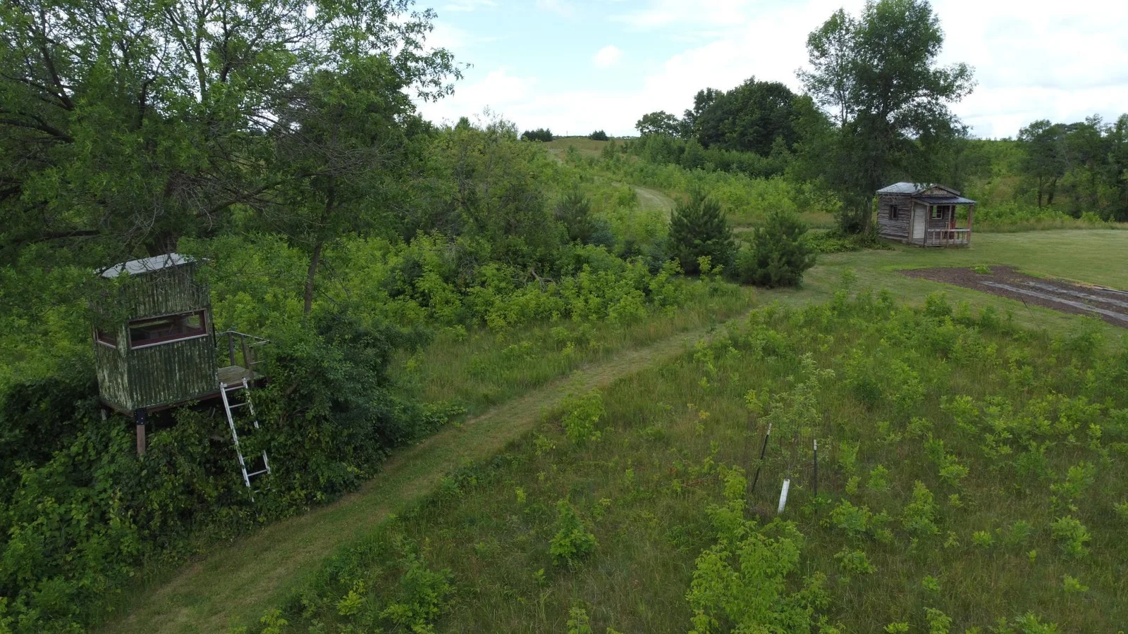 Trails throughout rolling land