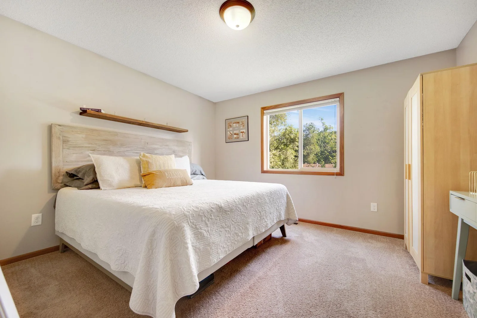 Upper level bedroom 1.