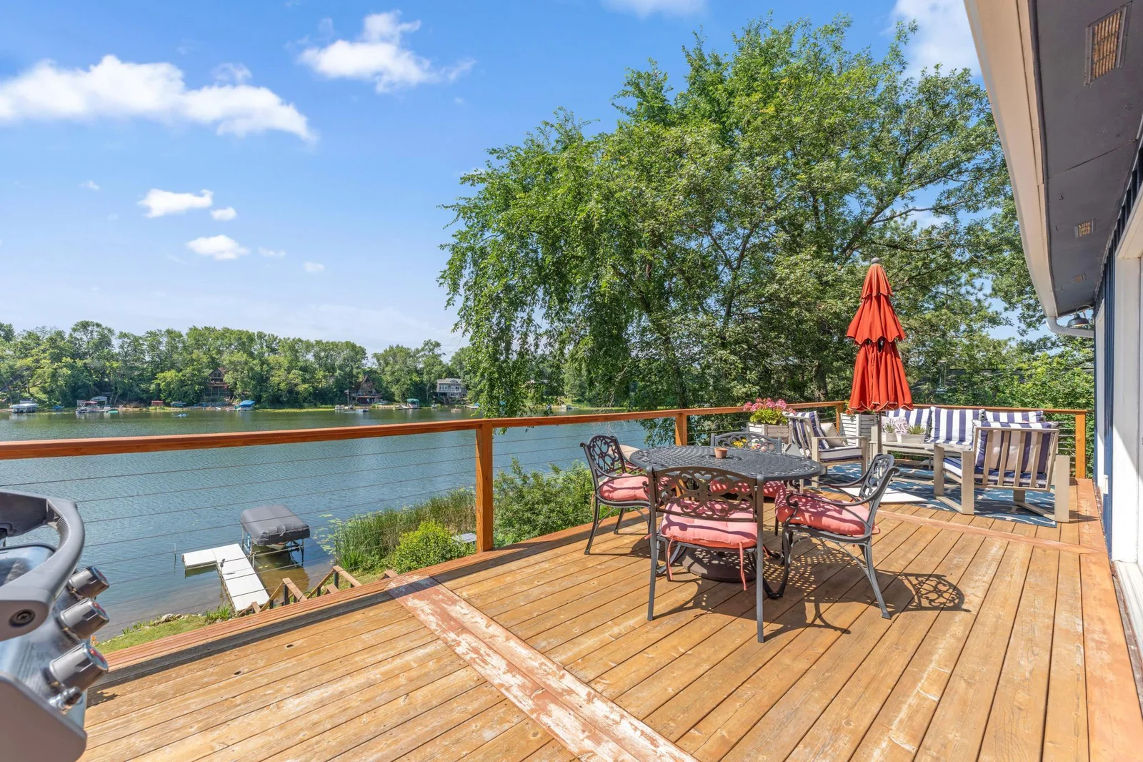 Functional and attractive deck rail
