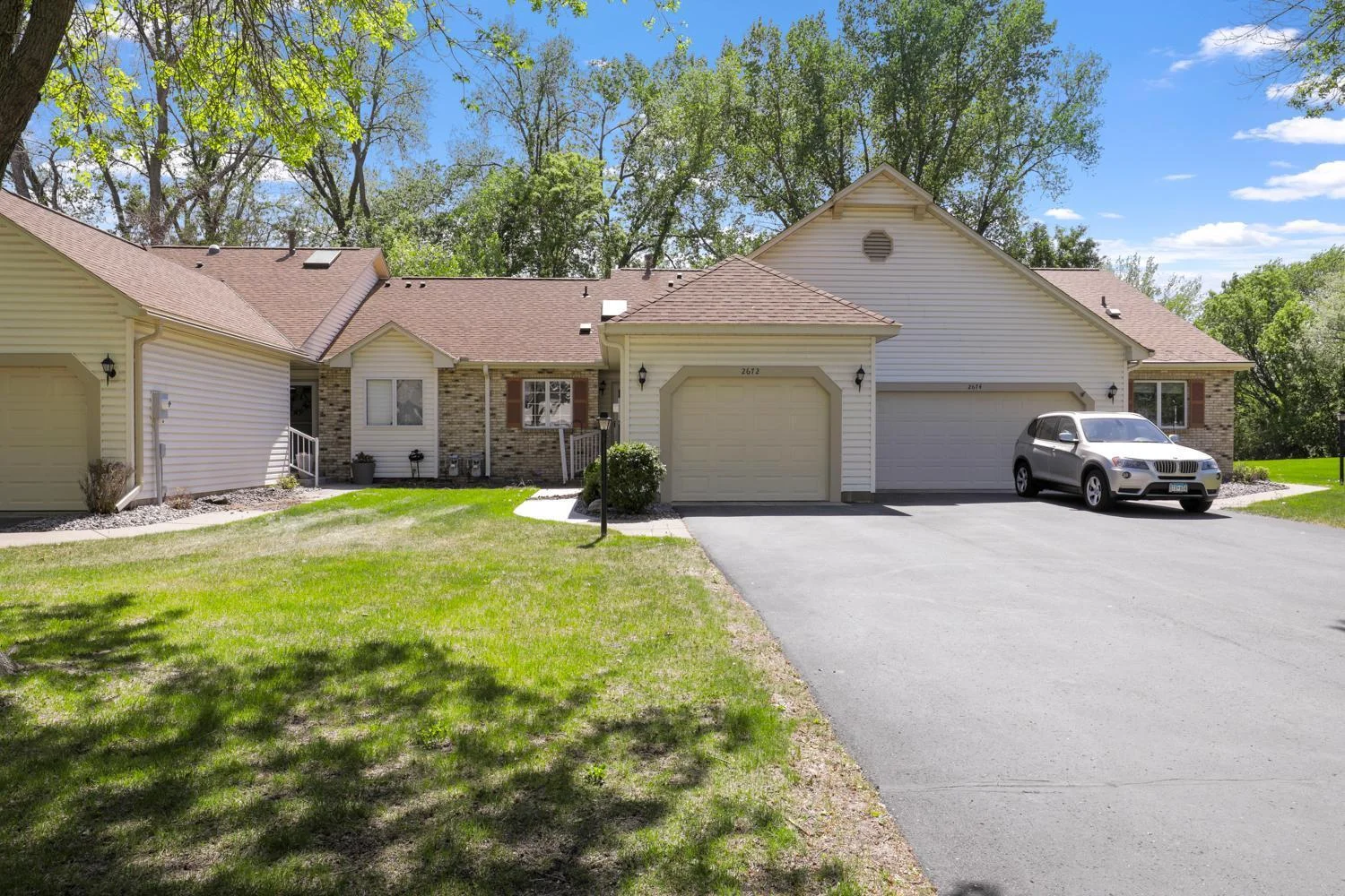 2672 Lake Court Drive, Mounds View