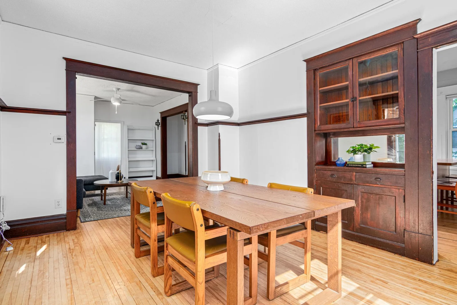 1066 N Woodbridge Street-10.jpg
