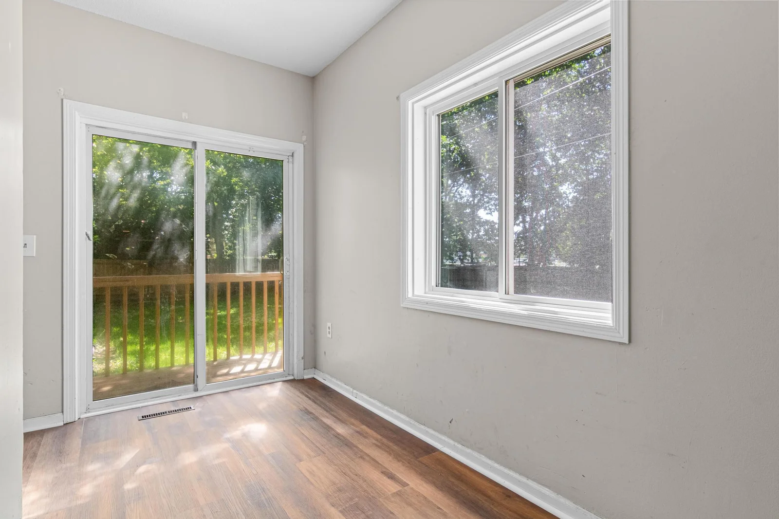 1066 N Woodbridge Street-20.jpg