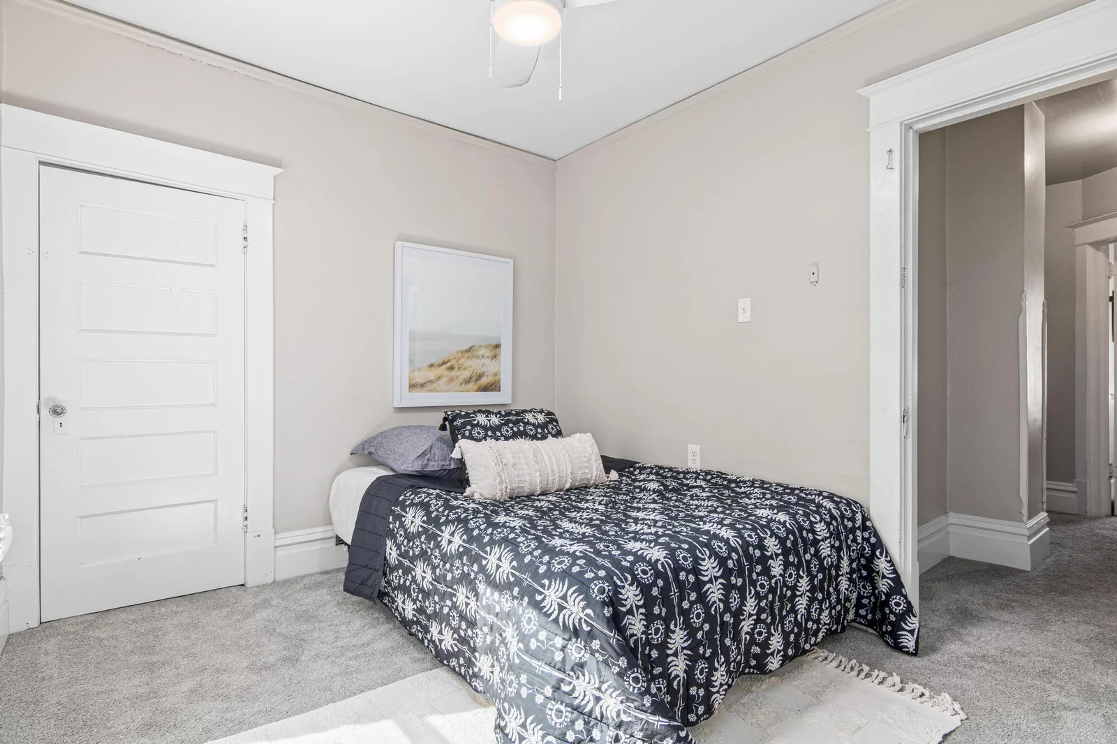 1066 N Woodbridge Street-23.jpg