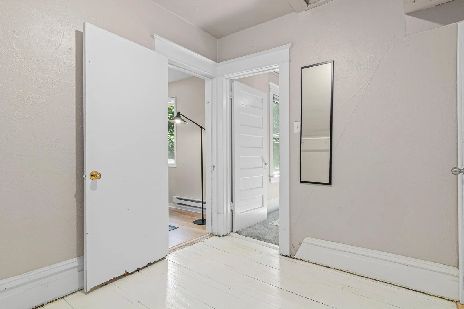 1066 N Woodbridge Street-21.jpg