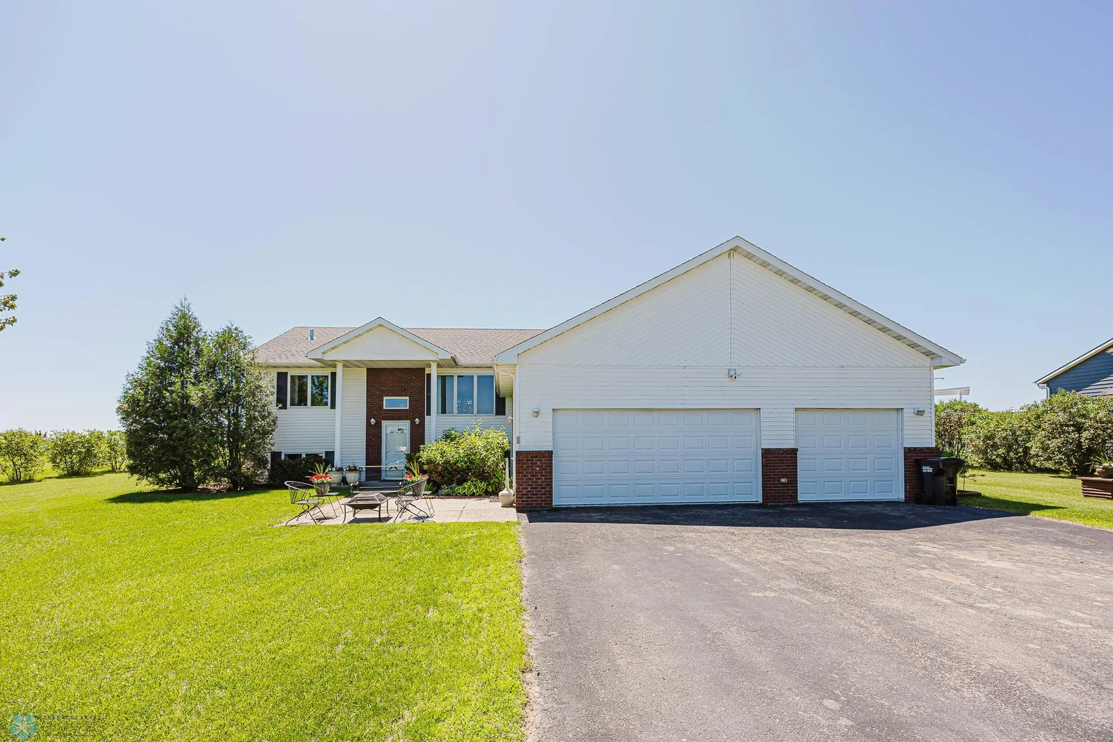 17123 Lakeview Lane, Audubon