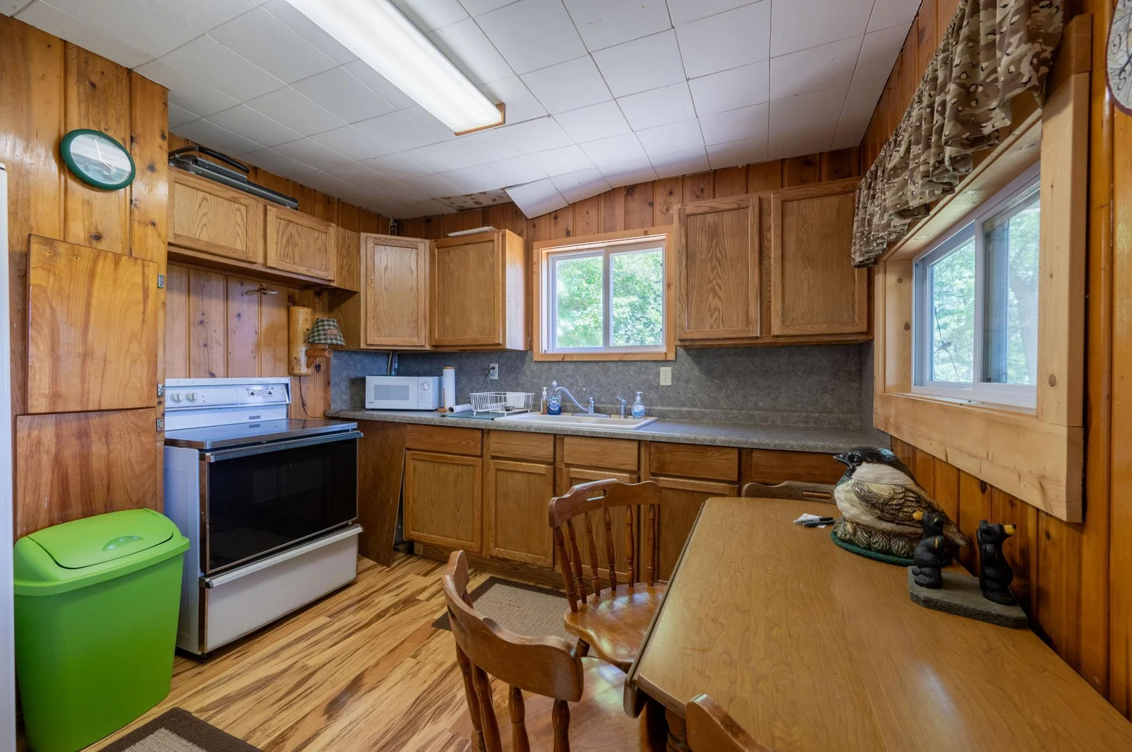 Kitchen and eat-in dining.