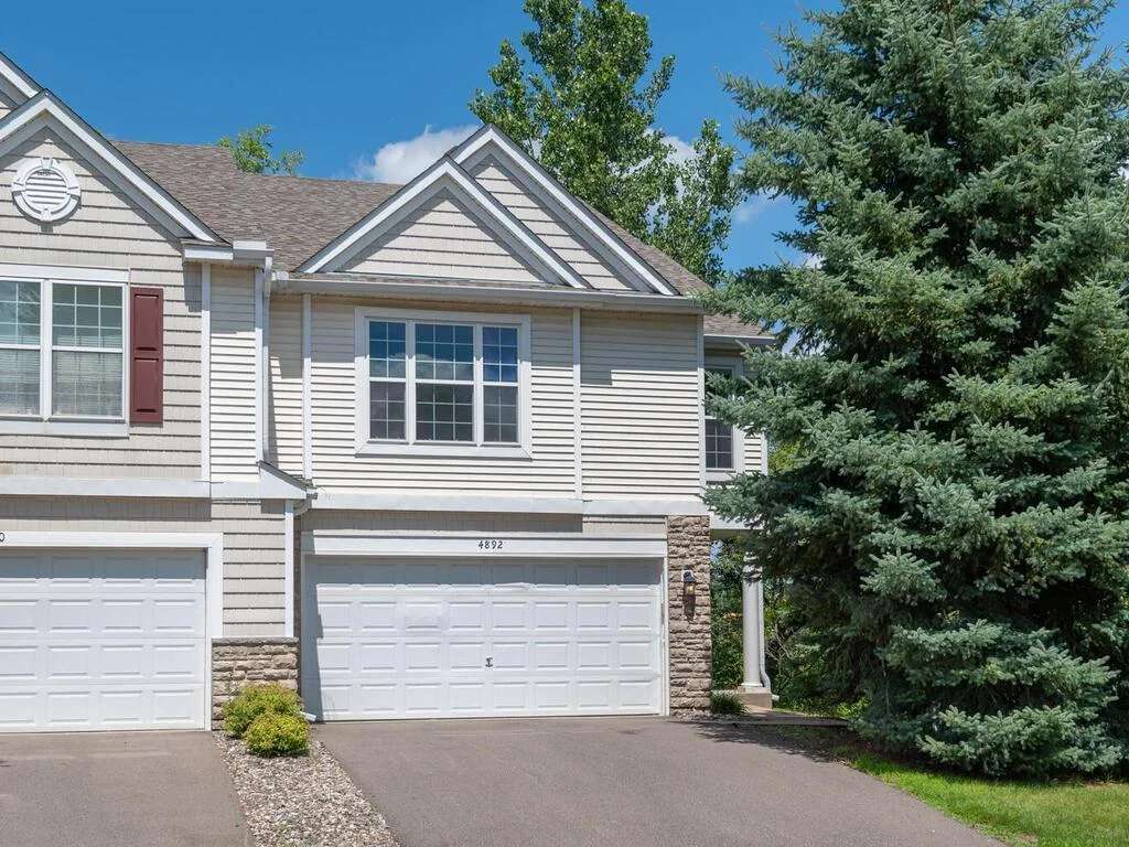 4892 Bluff Heights Trail, Prior Lake