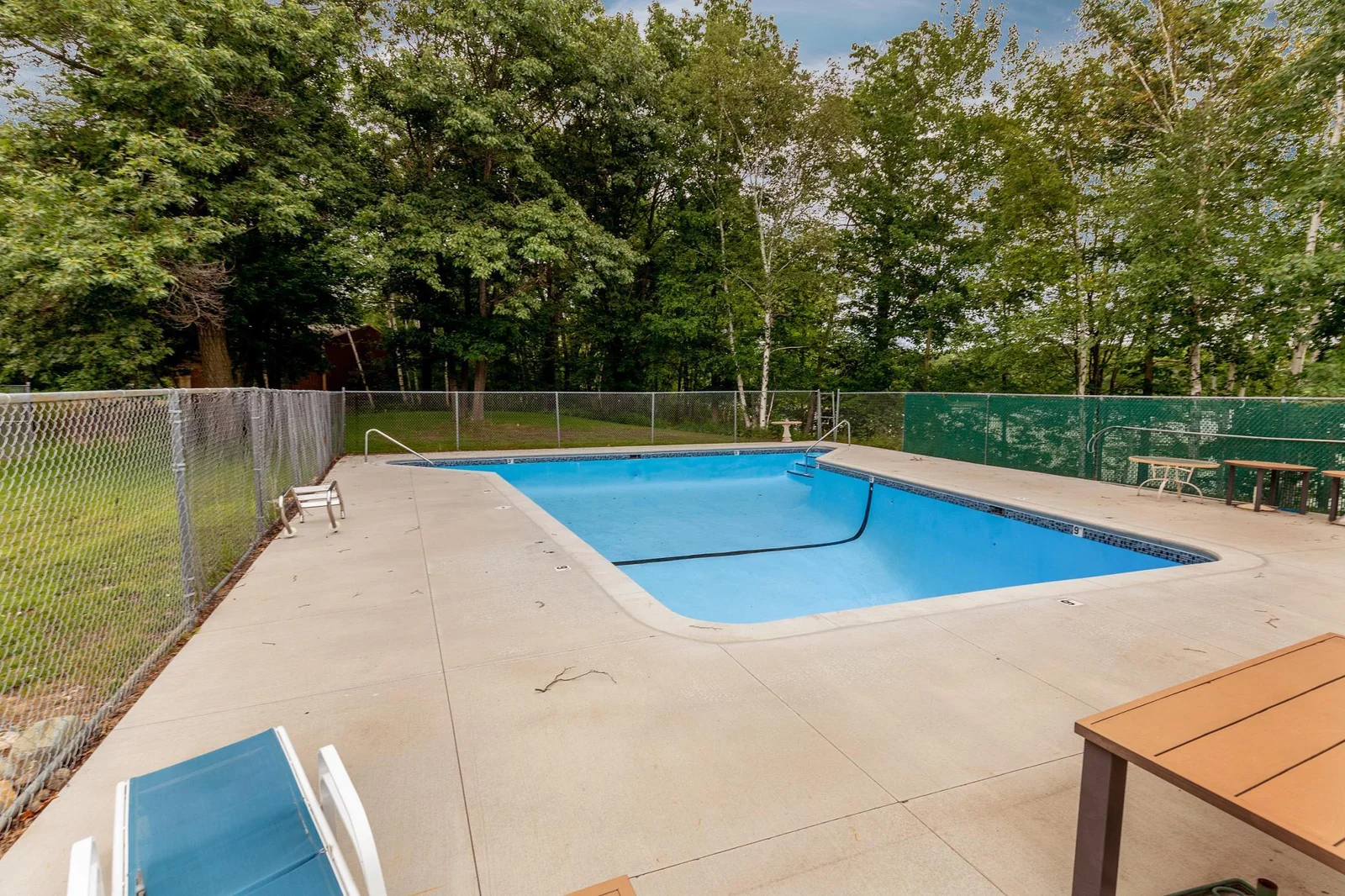Association in ground pool
