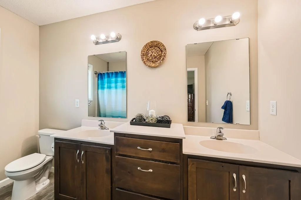 Primary bath with double sinks
